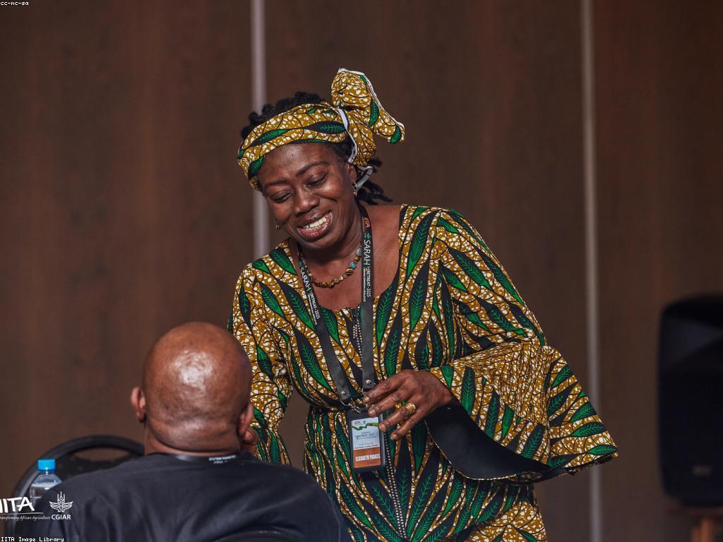 អុបទិច និង យុទ្ធសាស្ត្រ: ការយល់ដឹងអំពីបច្ចេកវិទ្យានិងការអភិវឌ្ឍន៍